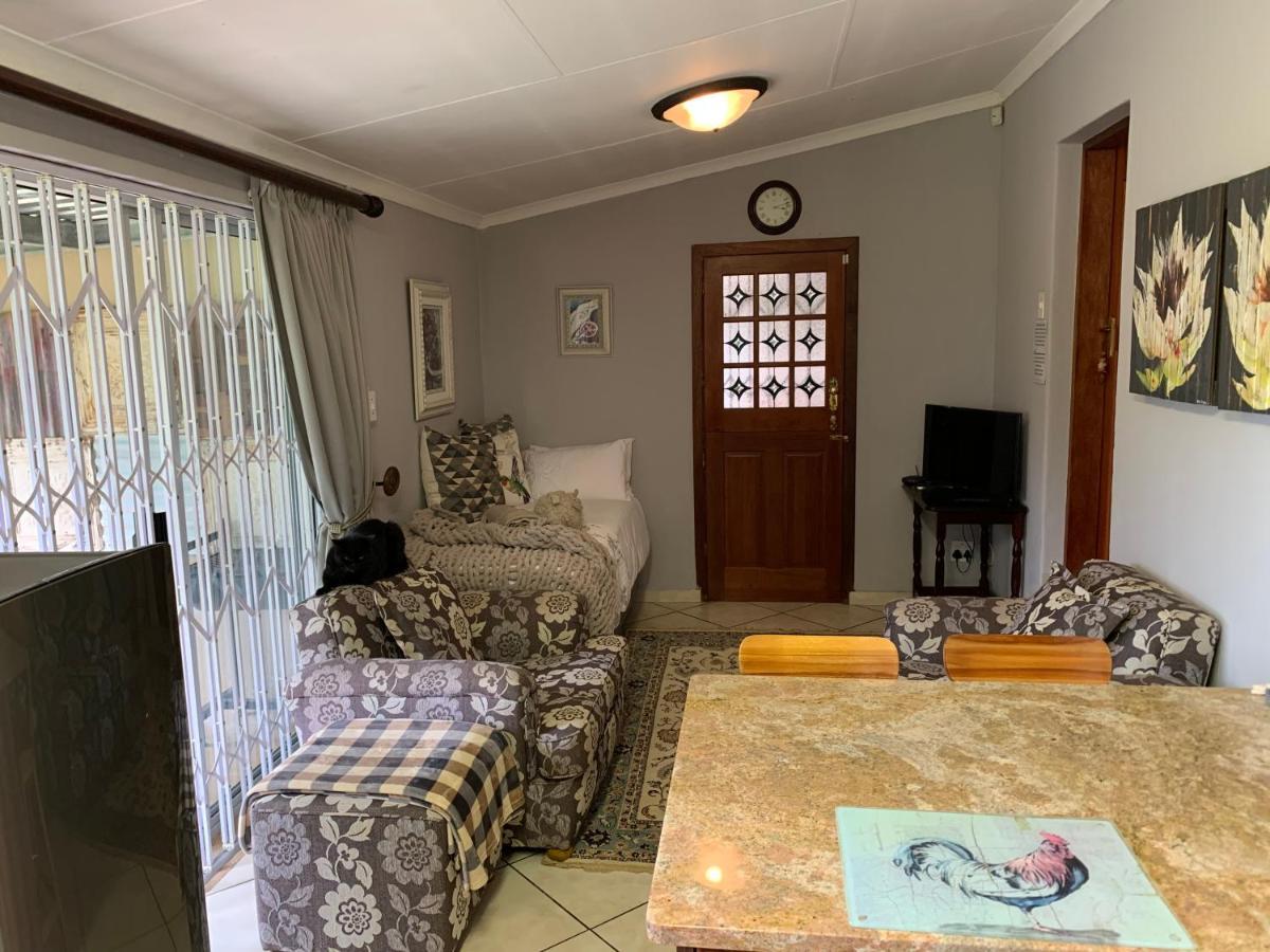 Jelani Guest House 화이트 리버 외부 사진