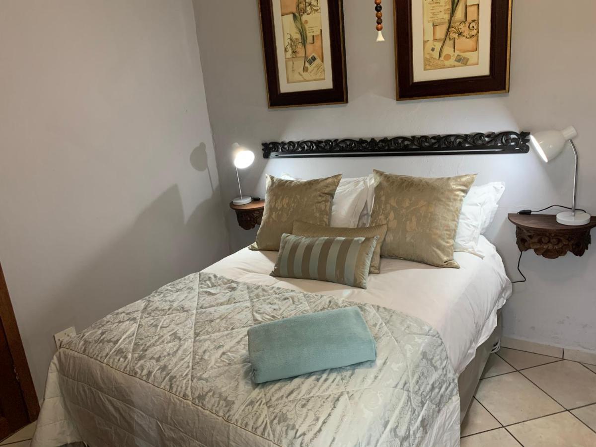 Jelani Guest House 화이트 리버 외부 사진