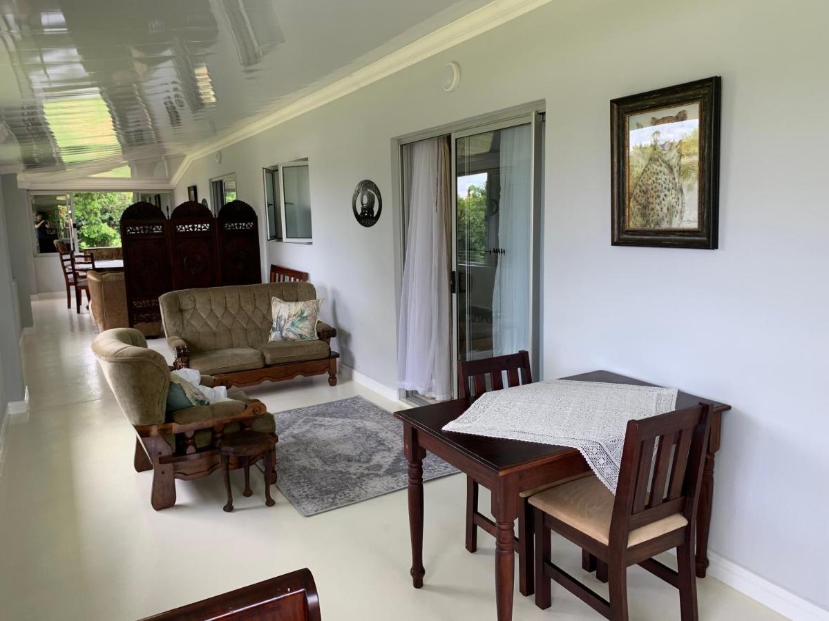 Jelani Guest House 화이트 리버 외부 사진